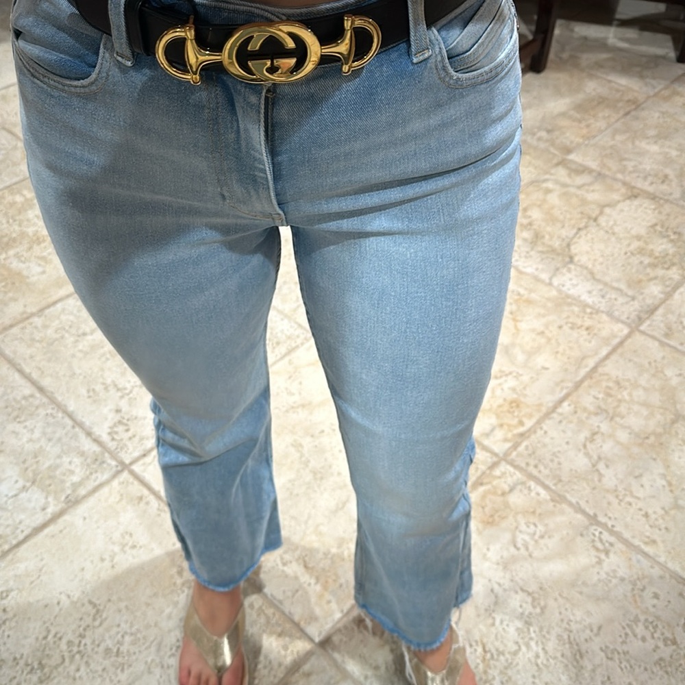 Gucci horse shoe belt